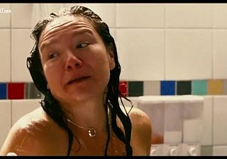 Celebus stark naked - Scene della doccia Vol 1