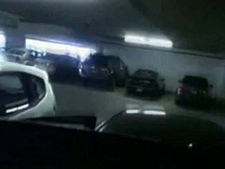 Karanje na parkingu Serbisch