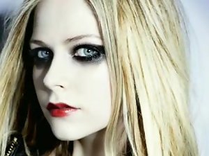 Avril Lavigne afrukken uitdaging cum tribute