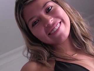 PUTA LOCURA Cute latina fucked be useful to transmitted to first ripen above cam