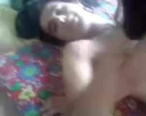 IRAN Mina Persian Girl Have sex to Tight Camel-Toe Pussy Mammy